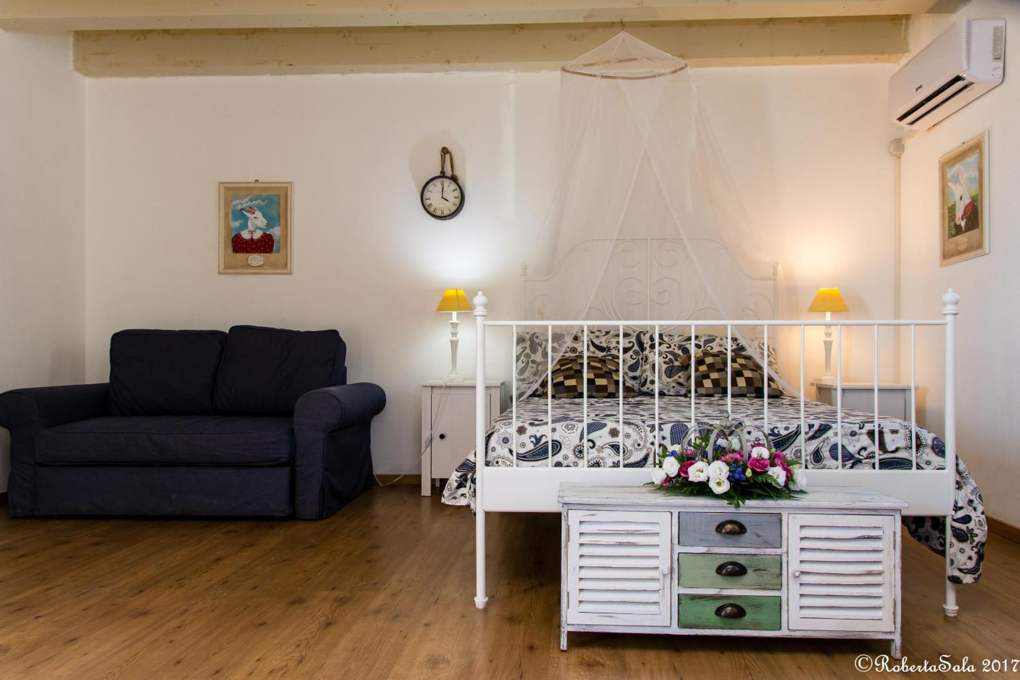 Agriturismo Monaci Templari Seborga Prensliği Oda fotoğraf
