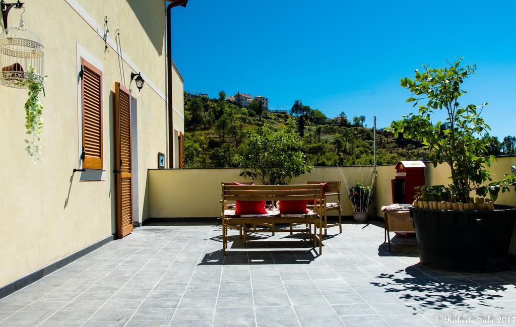 Agriturismo Monaci Templari Seborga Prensliği Dış mekan fotoğraf