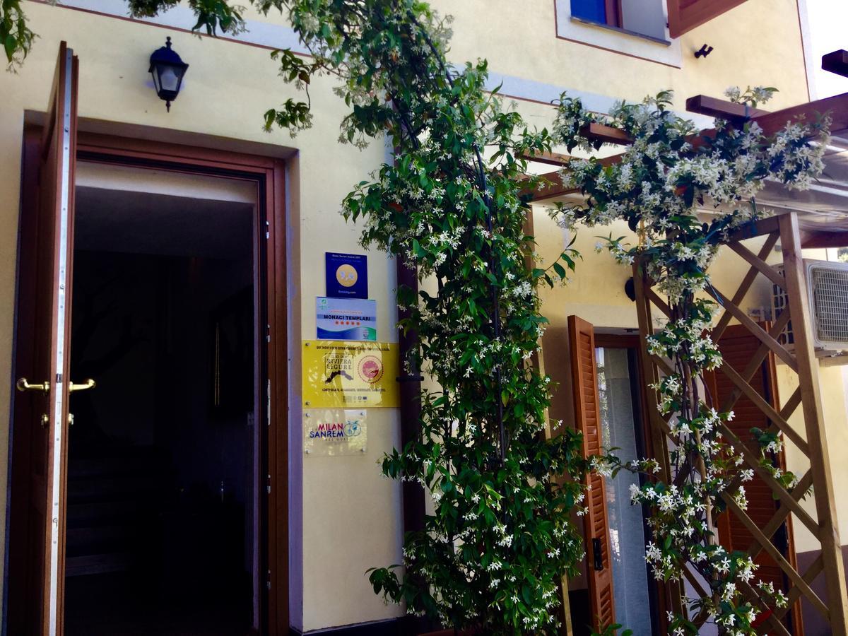 Agriturismo Monaci Templari Seborga Prensliği Dış mekan fotoğraf