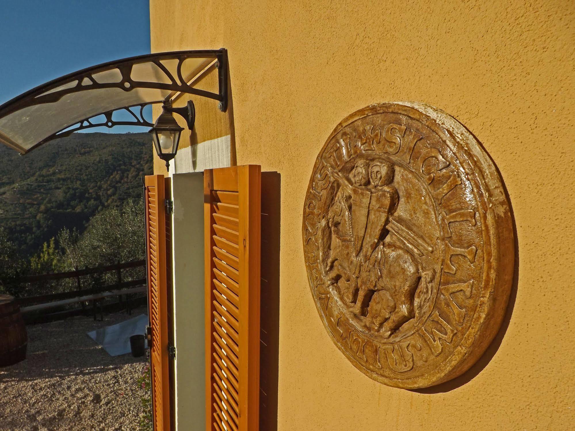 Agriturismo Monaci Templari Seborga Prensliği Dış mekan fotoğraf
